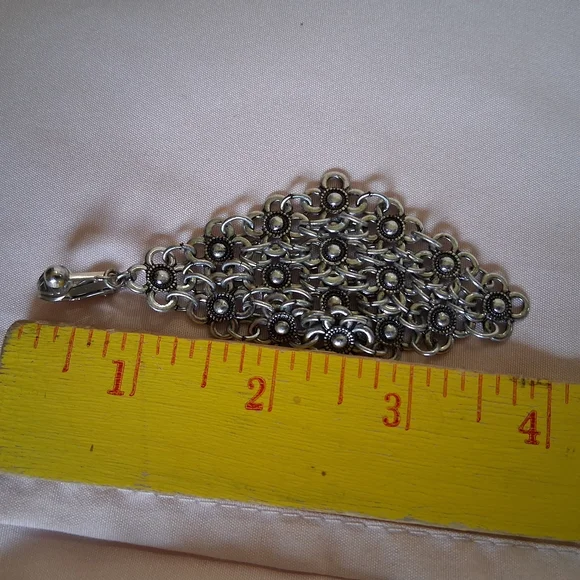 Vintage Flower Link Diamond Shaped Dangle Mesh Clip On Earrings Statement 4" - Picture 7 of 7